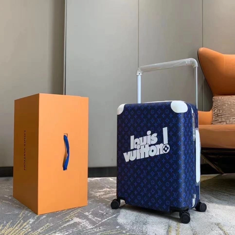 55 CUSTOM 37L HORIZON SUITCASE BLUE MONOGRAM 0823